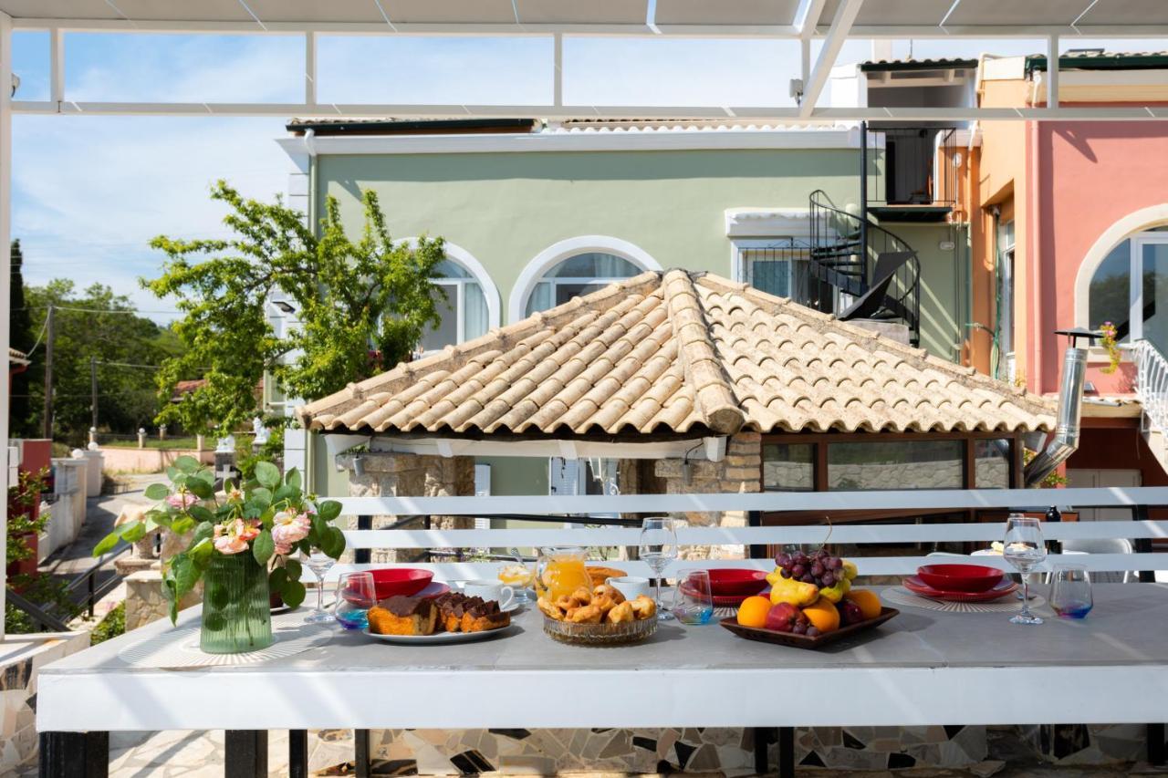 Nina'S Luxury Apartments Virós 外观 照片